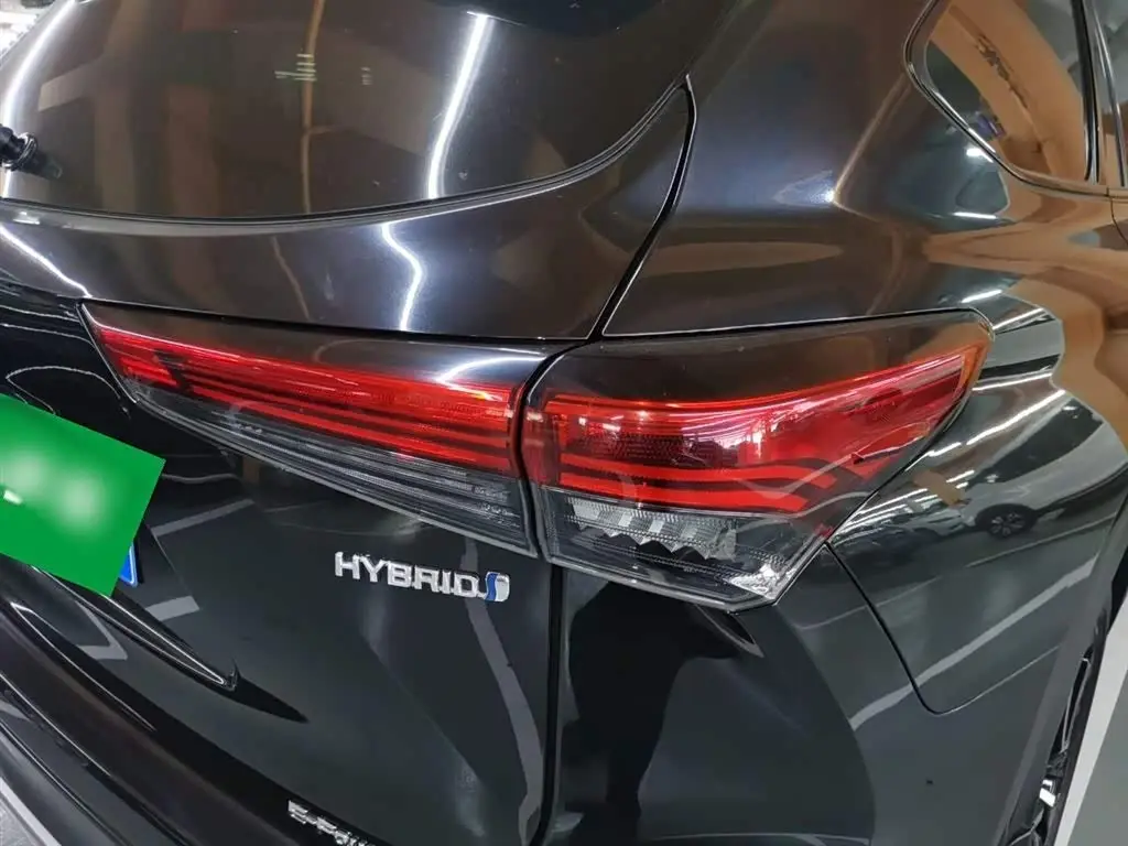 Toyota Crown Kluger 2022 — Şəkil 8/20