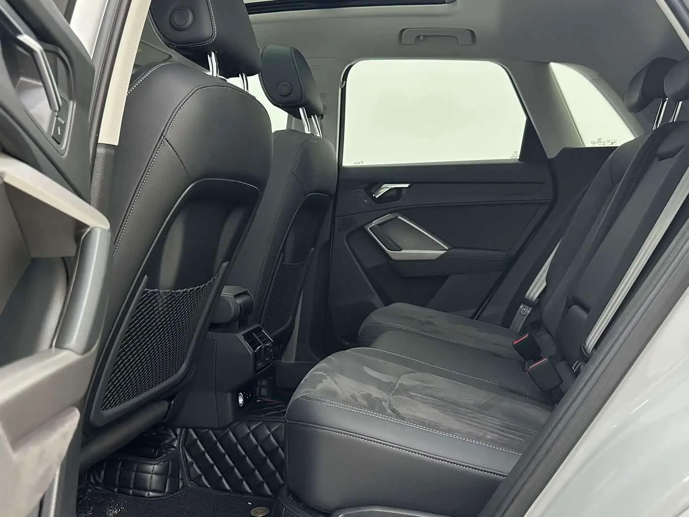 Audi Q3 2023 — Photo 9/18