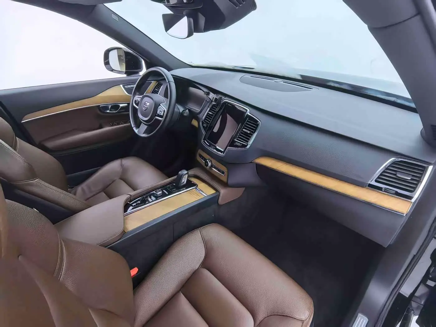 Volvo XC90 2020 — Photo 20/20