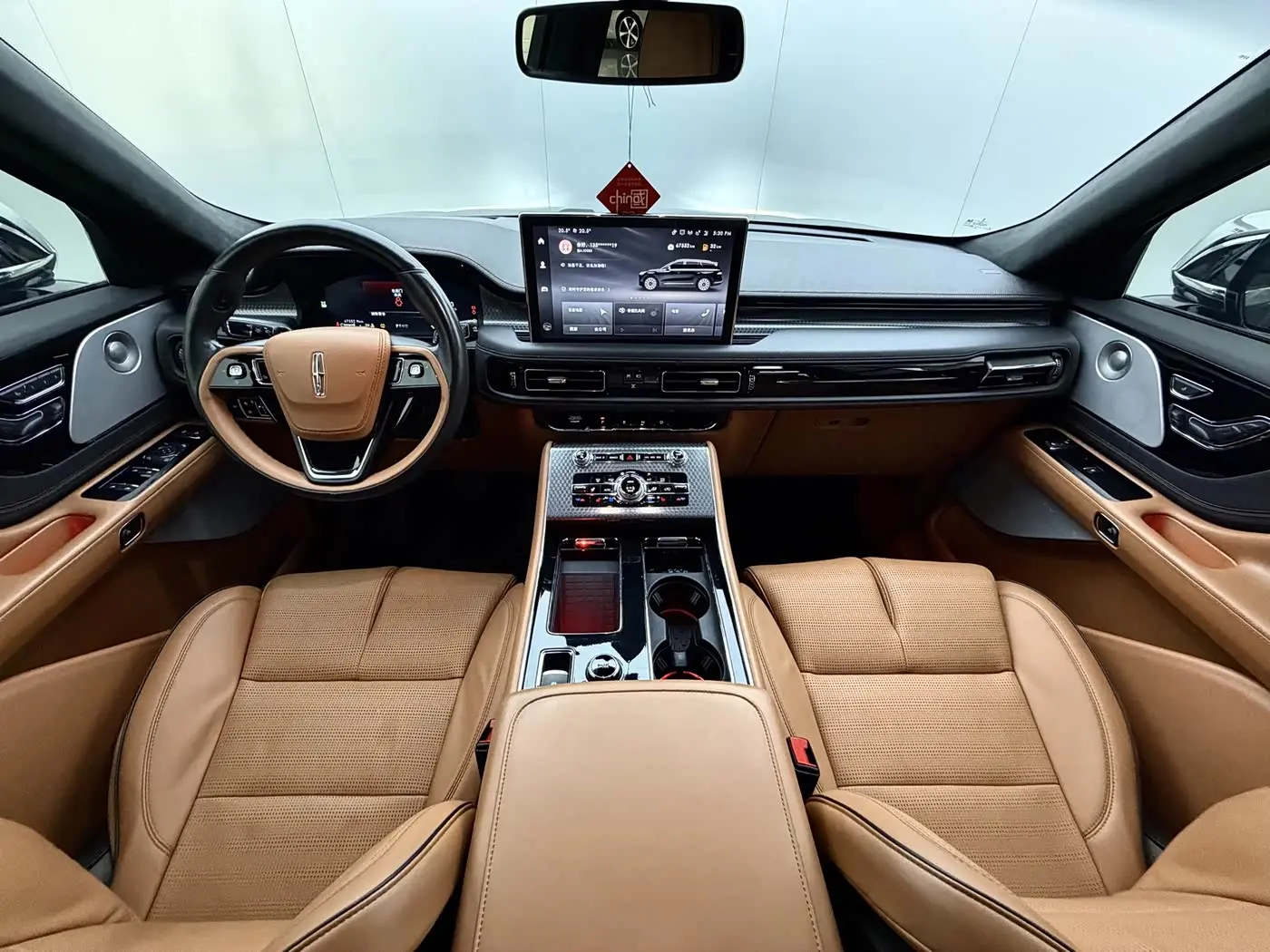 Lincoln Aviator 2020 — Фото 17/20