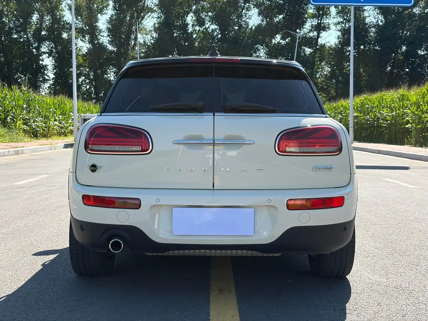 MINI CLUBMAN 2021 — Photo 5/10