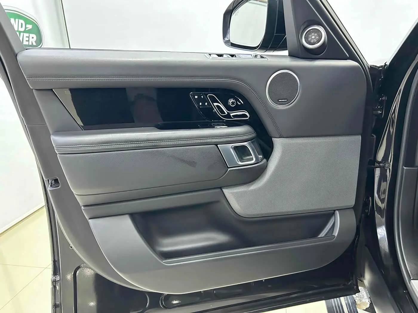 Land Rover Range Rover 2020 — Şəkil 6/20