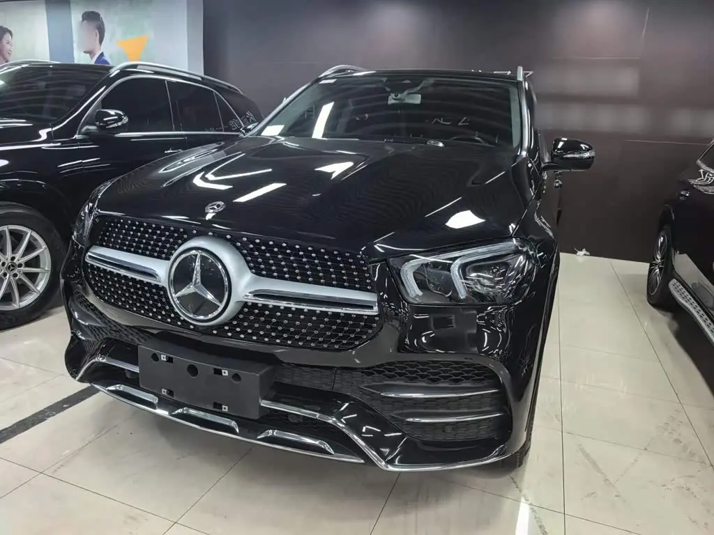 Mercedes-Benz GLE 2019 — Photo 1/14