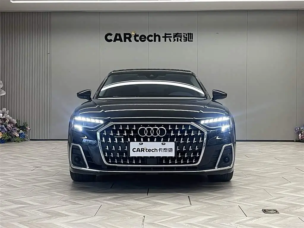 Audi A8 2023 — Photo 3/20