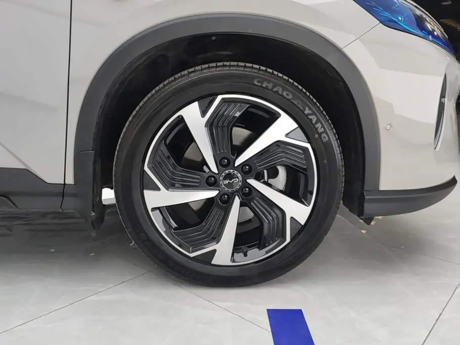BYD Seal 05 DM-i 2026 — Photo 6/16