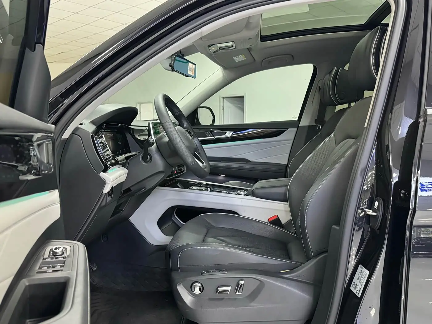 Volkswagen Teramont 2025 — ფოტო 4/9