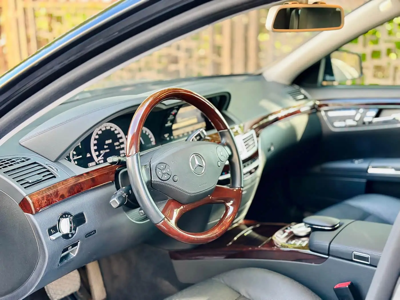 Mercedes-Benz S-Class 2012 — Şəkil 20/20
