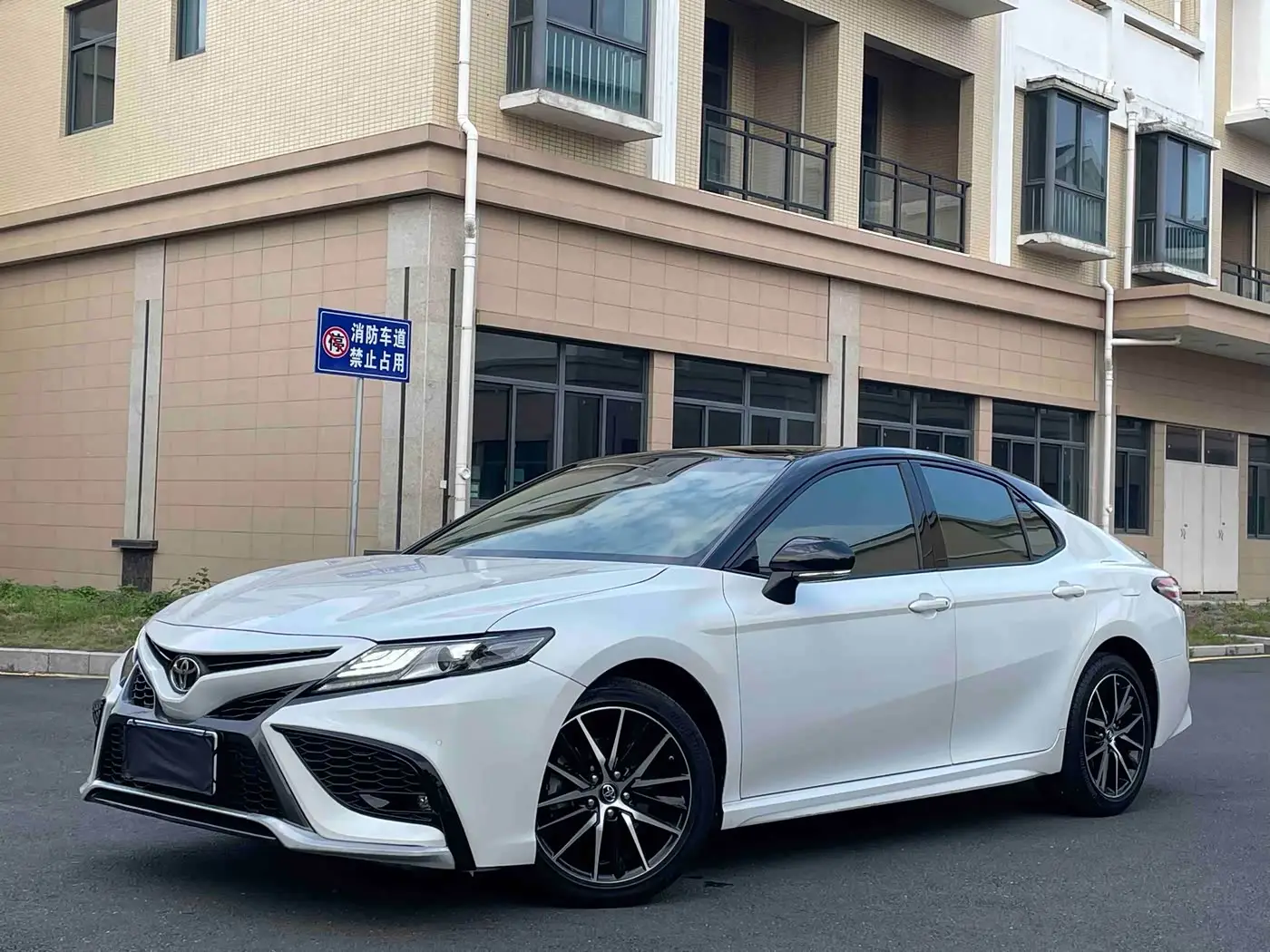 Toyota Camry, 2024