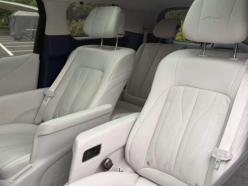 Buick GL8 New Energy 2024 — Şəkil 11/19