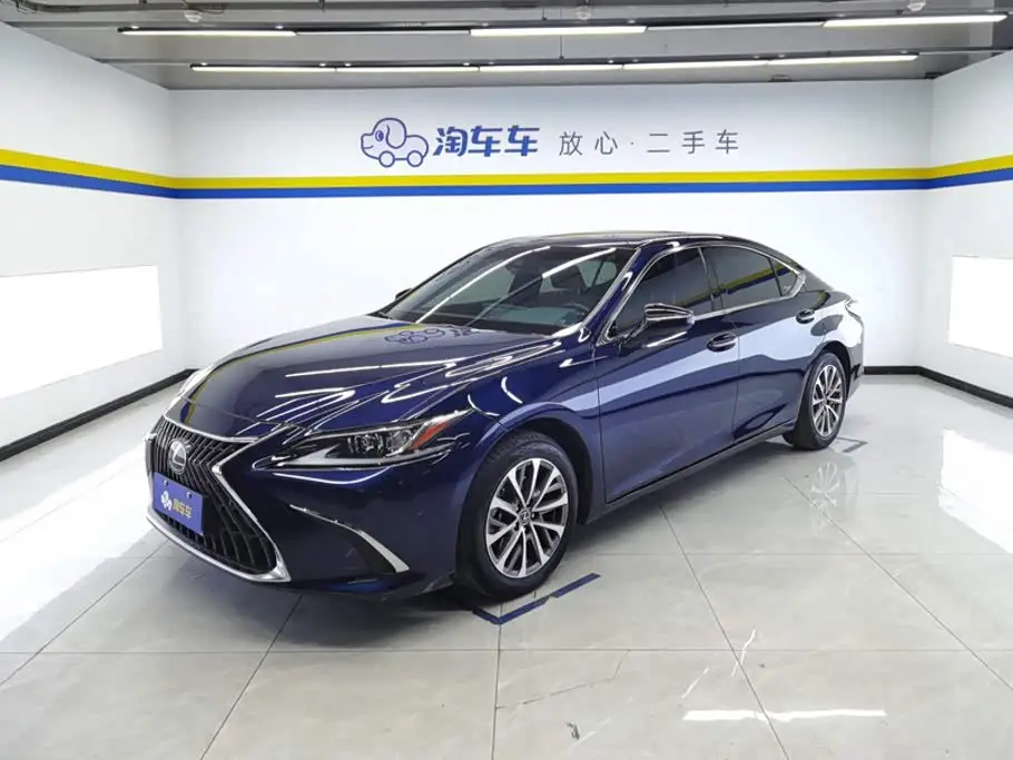 Lexus ES, 2023