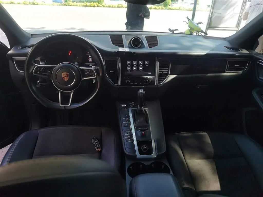 Porsche Macan 2017 — Şəkil 10/20
