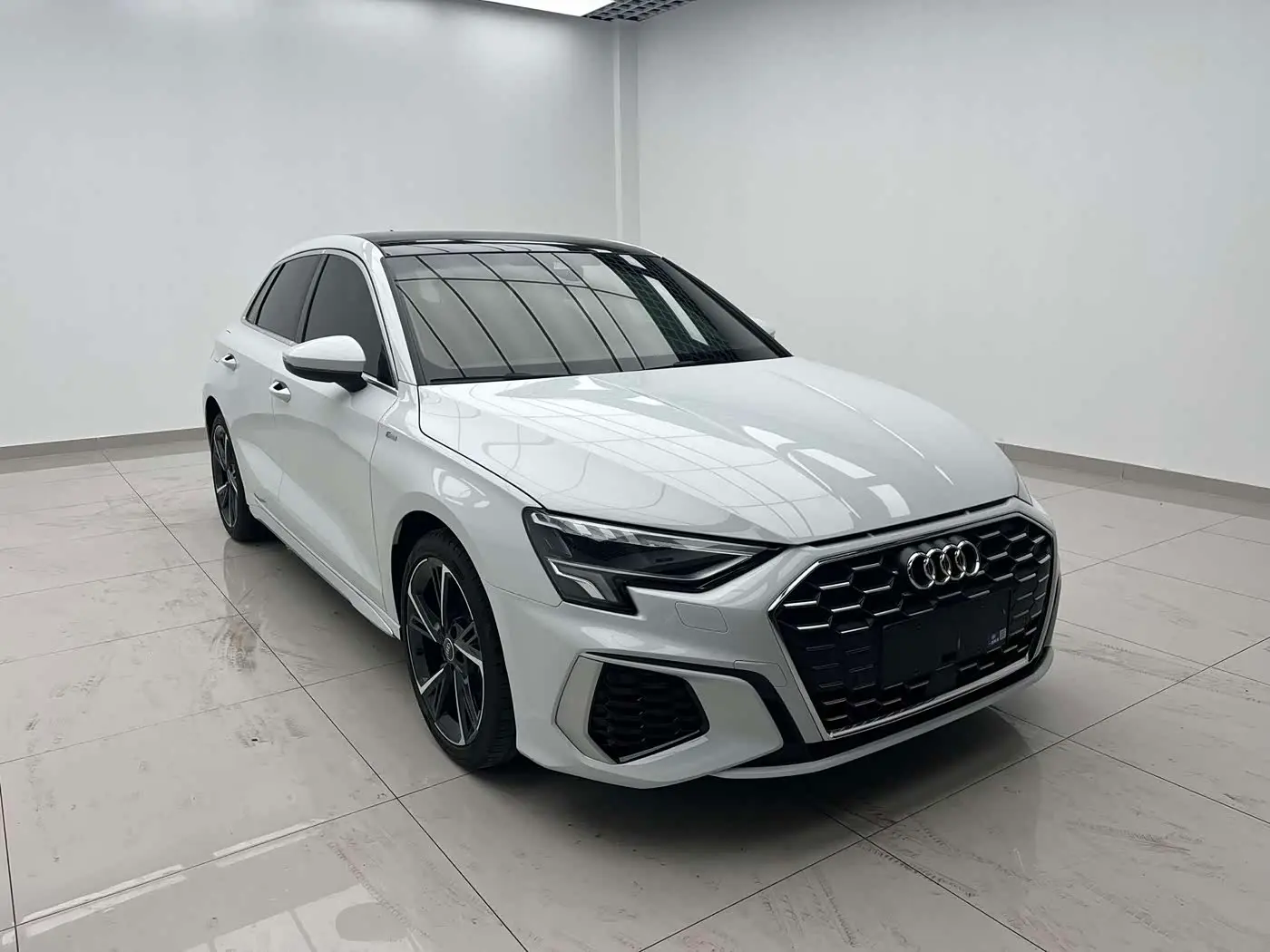 Audi A3 2022 — Photo 3/20