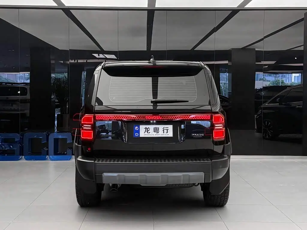 Toyota Prado 2025 — ფოტო 5/11