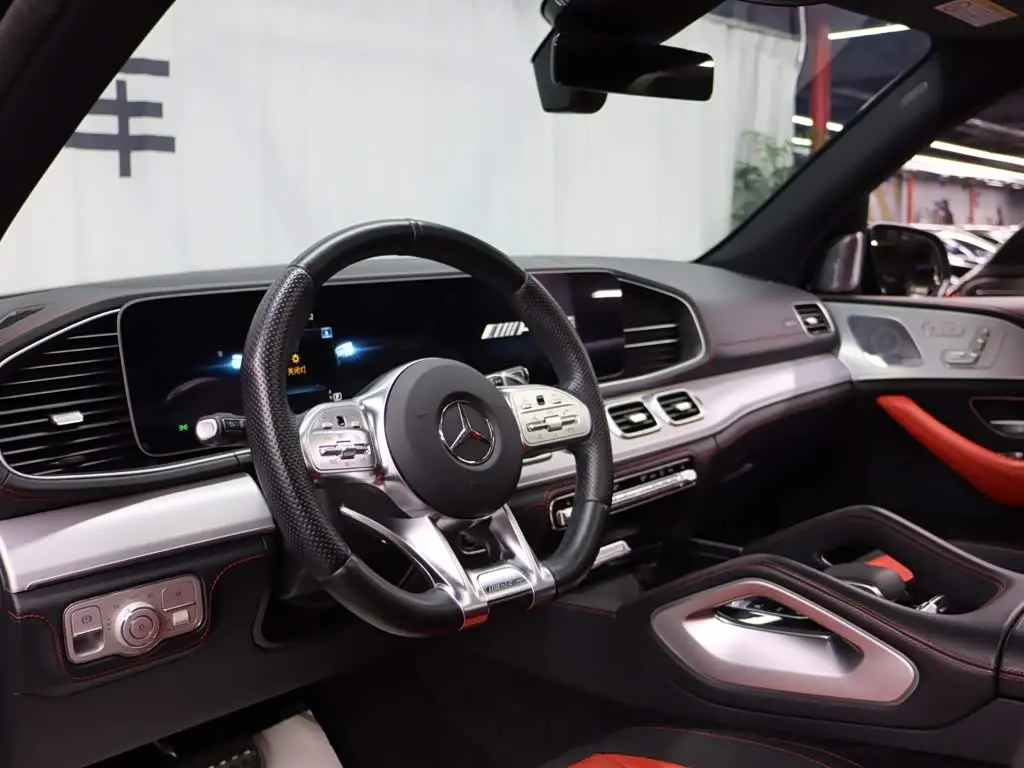 Mercedes-Benz GLE AMG 2021 — Photo 8/20