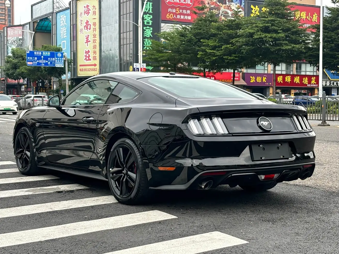 Ford Mustang 2017 — ფოტო 6/19
