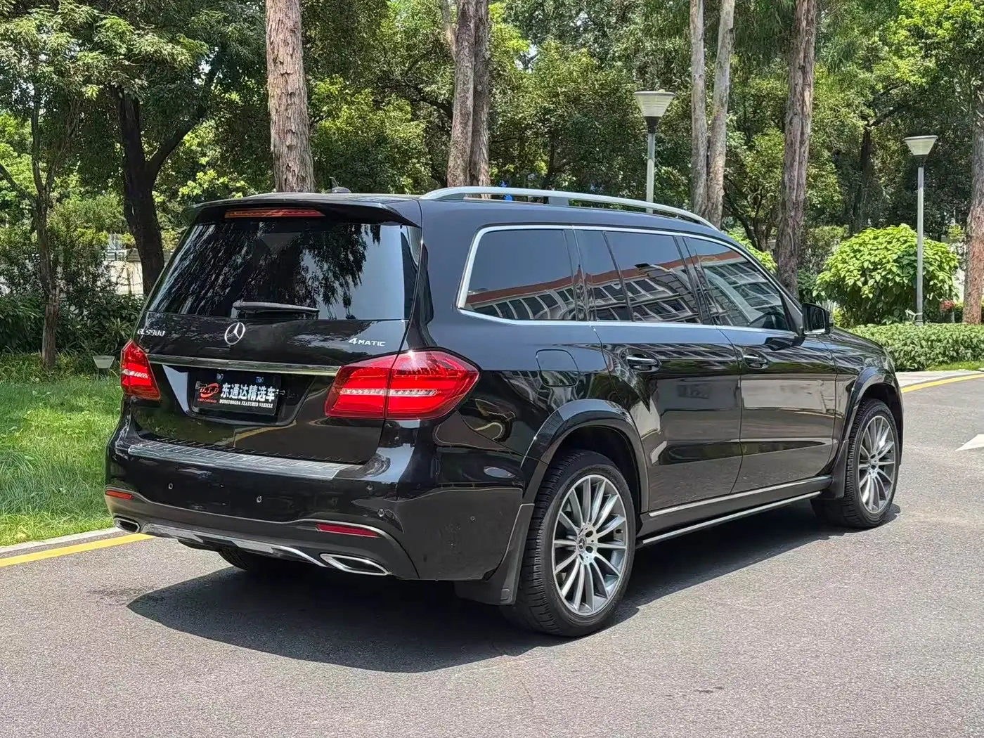 Mercedes-Benz GLS 2019 — Photo 18/18
