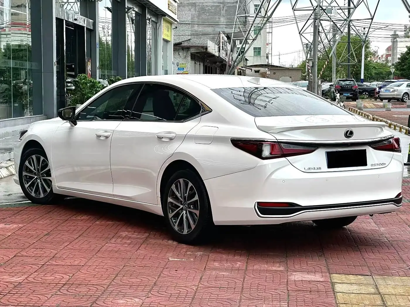 Lexus ES 2022 — Şəkil 3/10