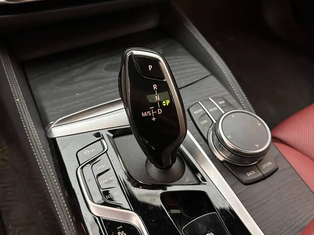 BMW 5 Series 2024 — Şəkil 16/16