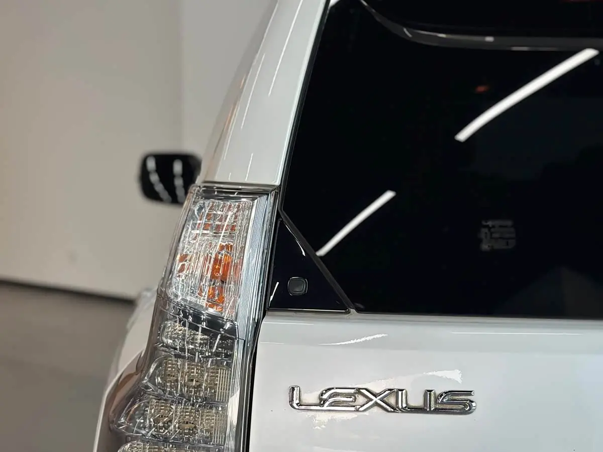 Lexus GX 2013 — Şəkil 20/20