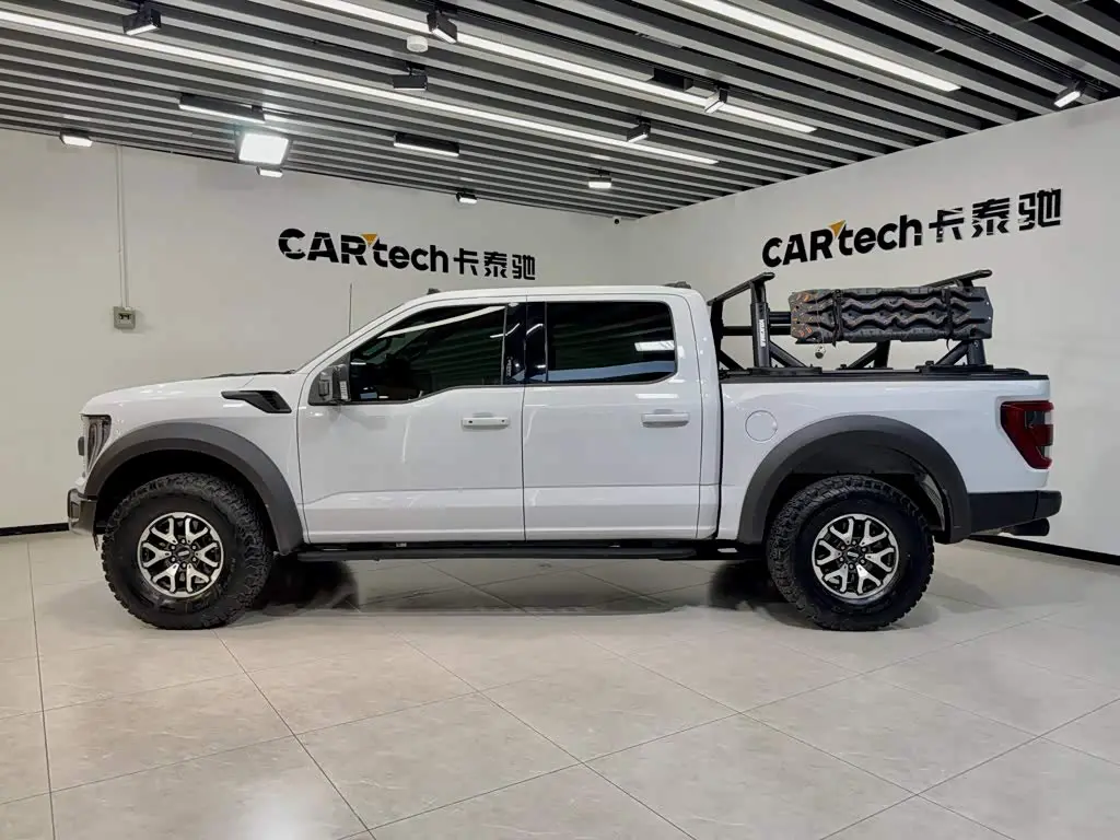 Ford F-150 Raptor 2023 — Şəkil 7/20