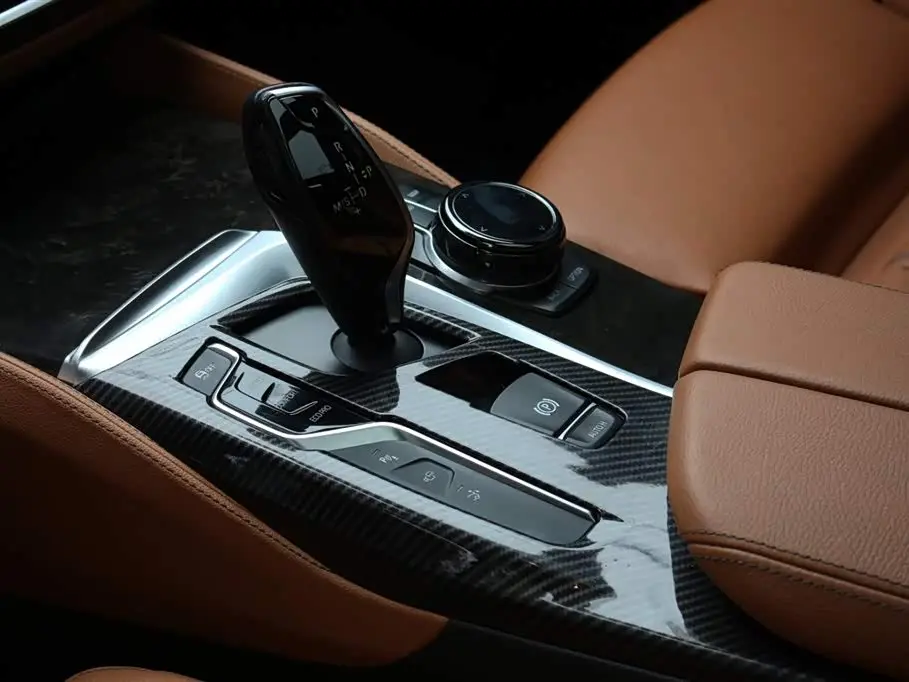 BMW 6 Series GT 2017 — Photo 15/18