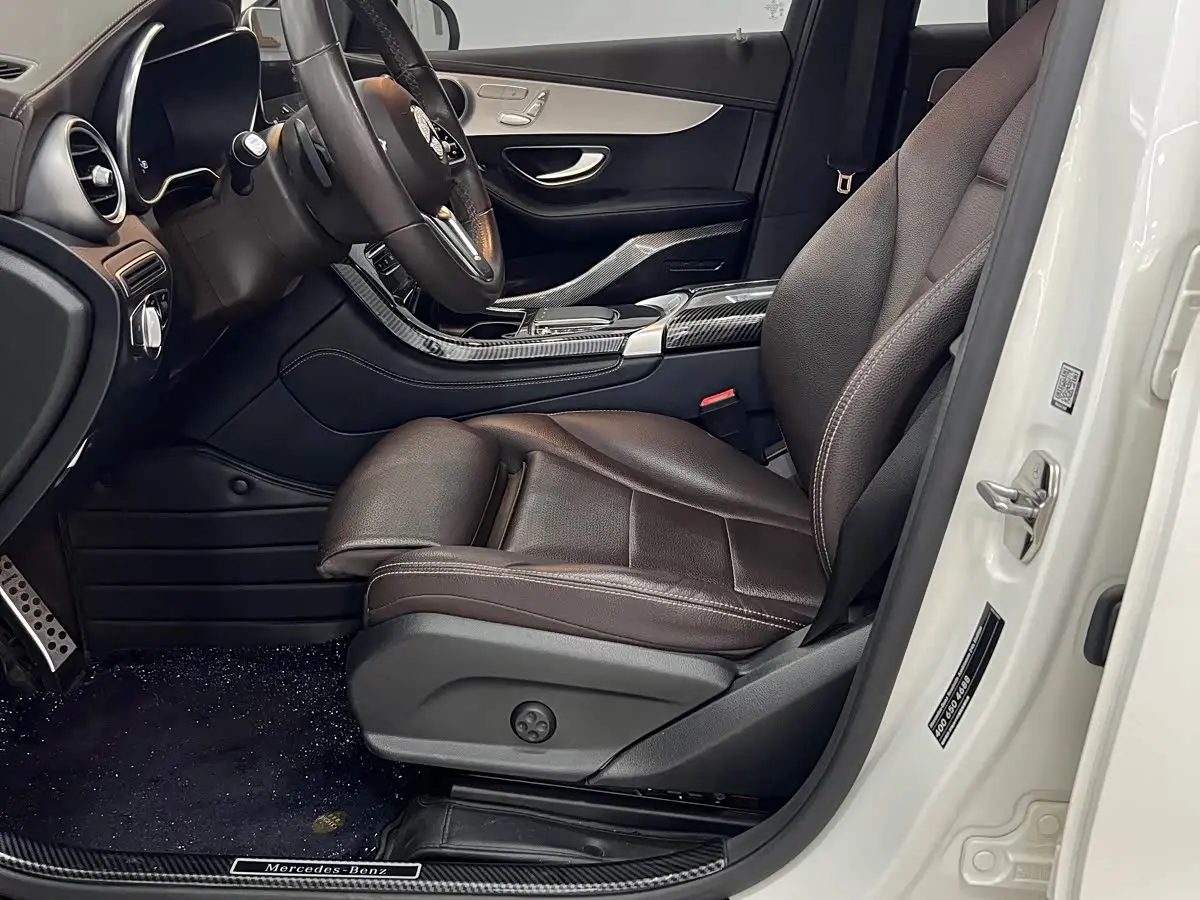 Mercedes-Benz GLC 2021 — Photo 14/18