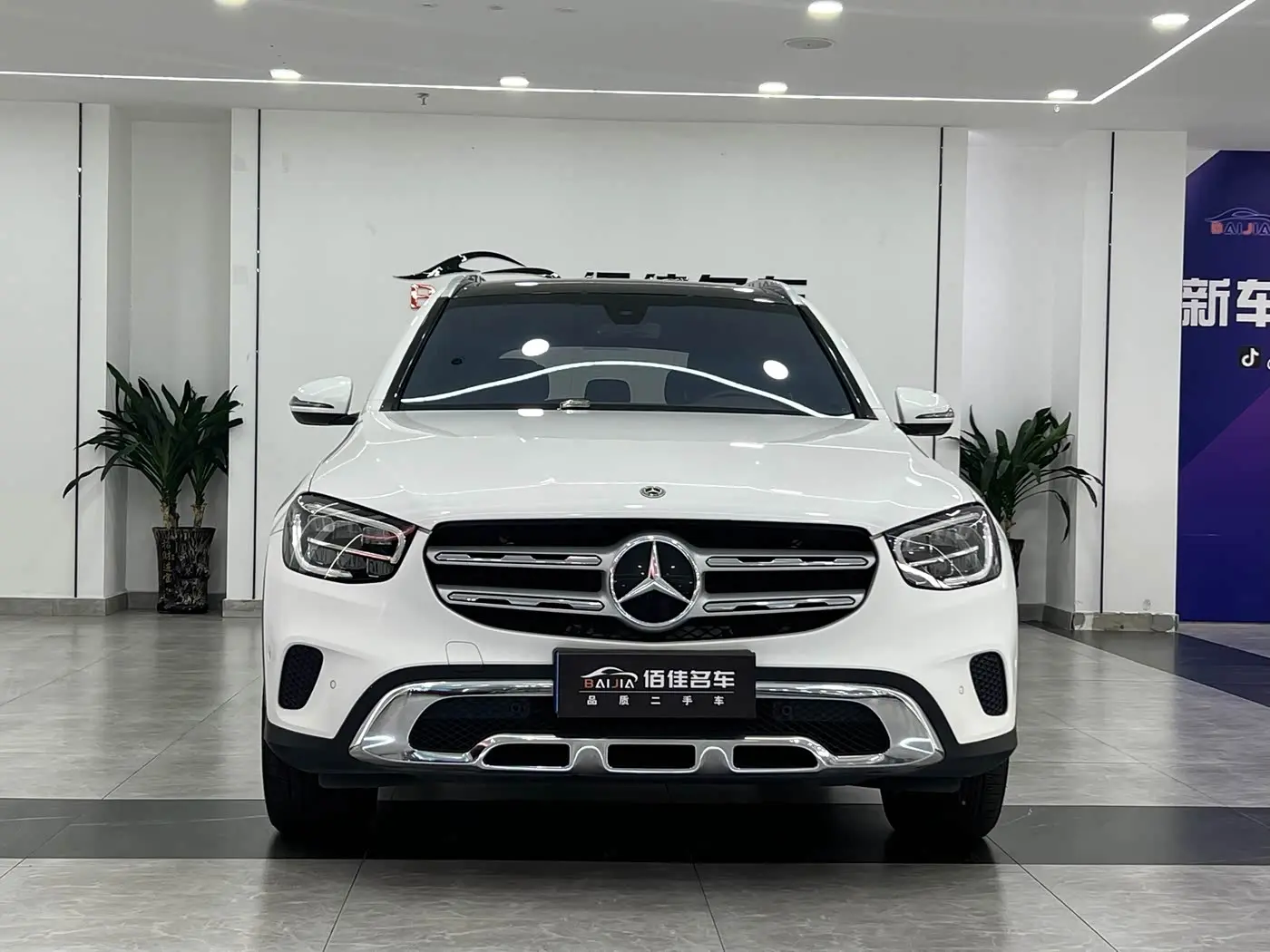 Mercedes-Benz GLC 2021 — Photo 2/18