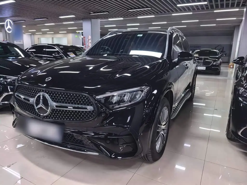 Mercedes-Benz GLC 2024 — Photo 2/13