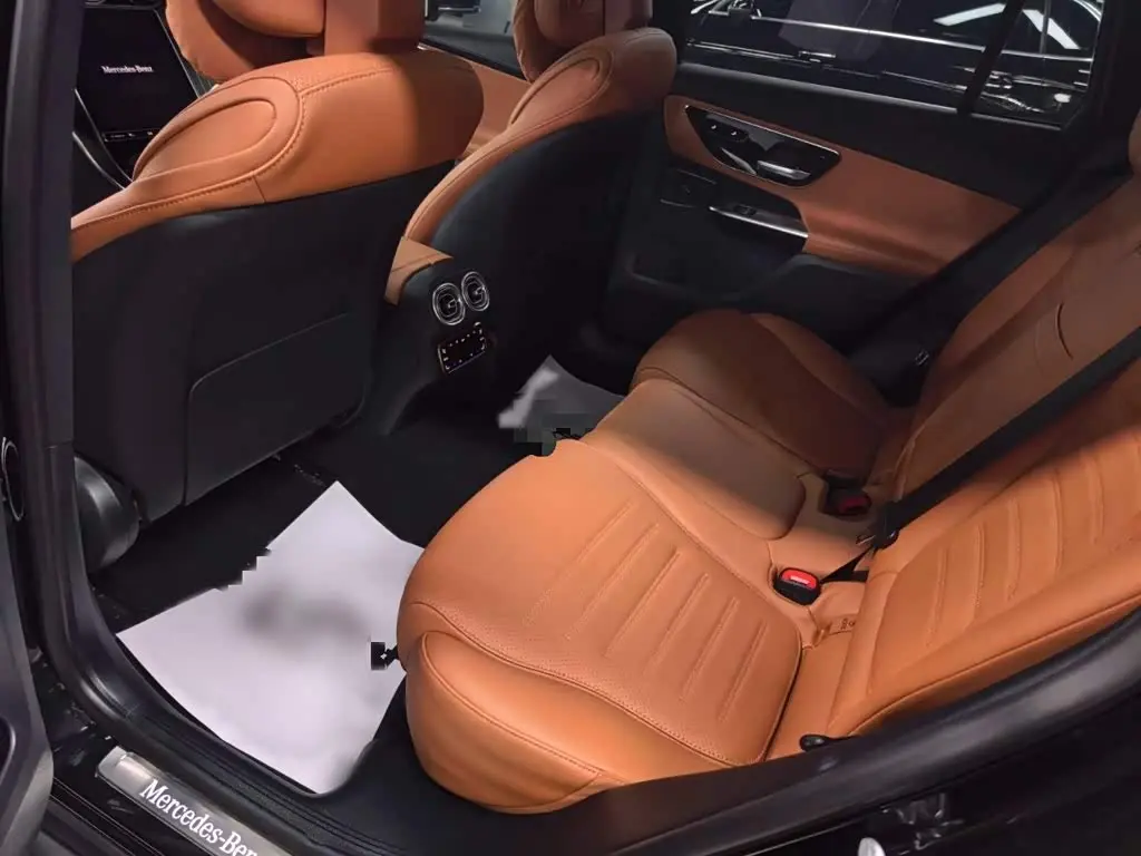 Mercedes-Benz GLC 2024 — Photo 11/13