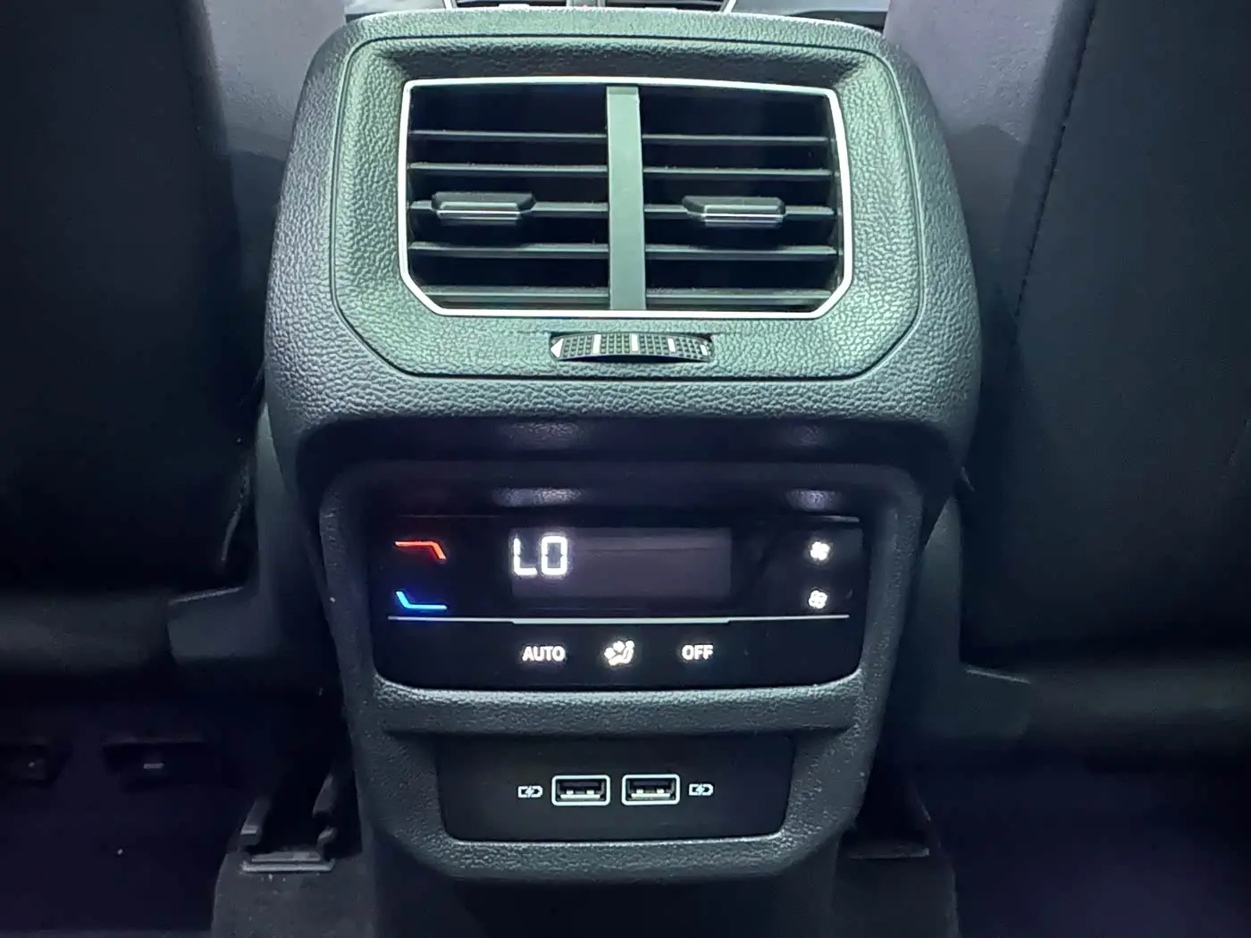Volkswagen Tayron 2022 — Şəkil 17/20