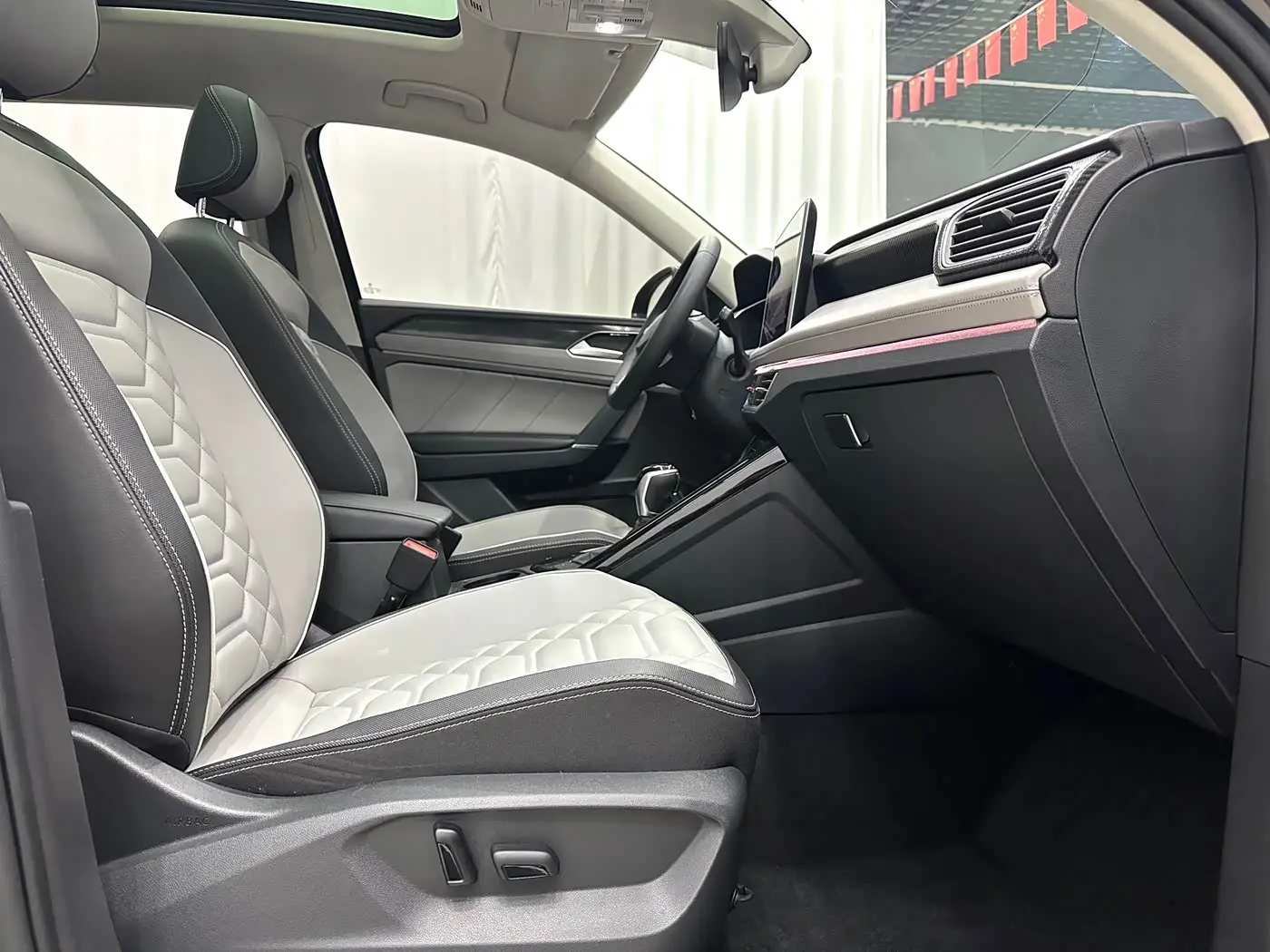Volkswagen Tayron 2022 — Şəkil 10/20