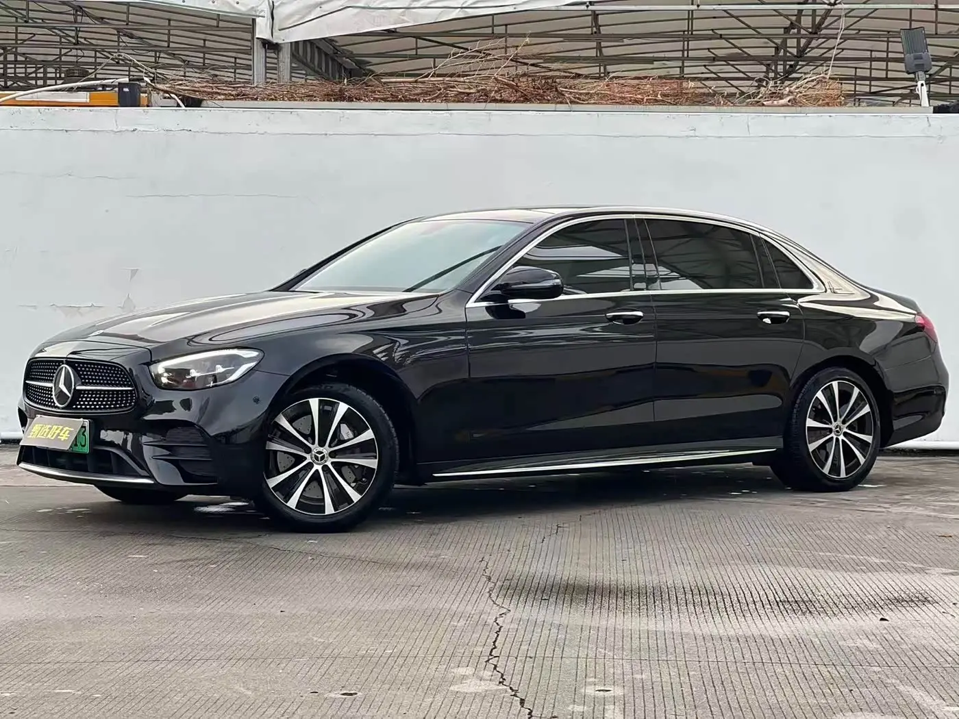 Mercedes-Benz E-Class New Energy 2022 — Photo 1/9