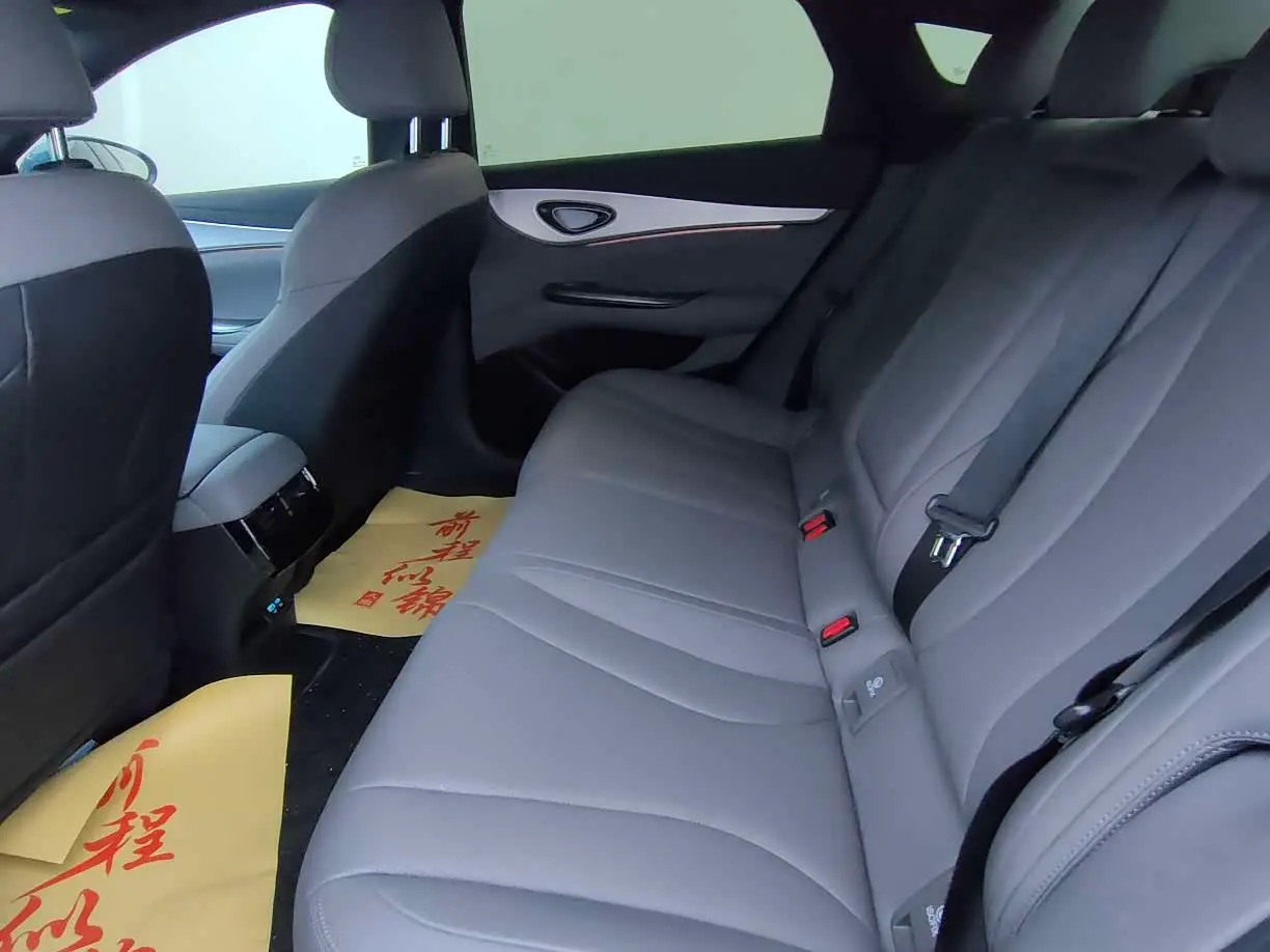 BYD Seal 07 DM-i 2025 — Photo 20/20