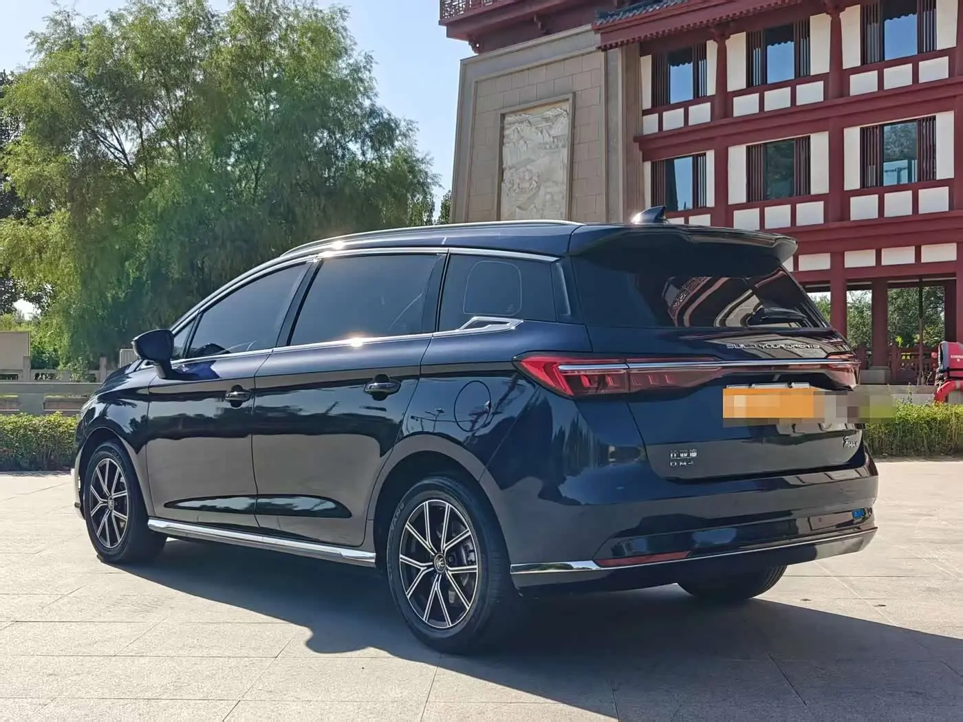 BYD Song MAX New Energy 2022 — Photo 9/9
