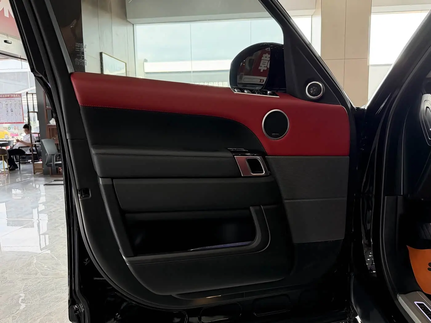 Land Rover Range Rover Sport 2022 — Photo 7/20
