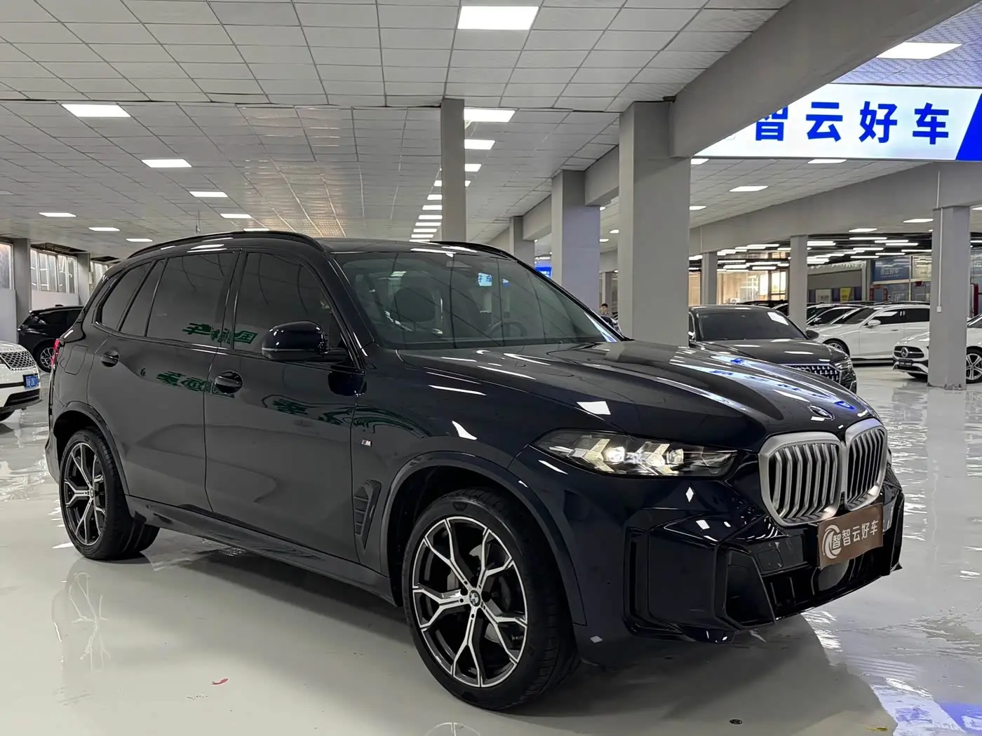 BMW X5 2024 — Photo 3/9