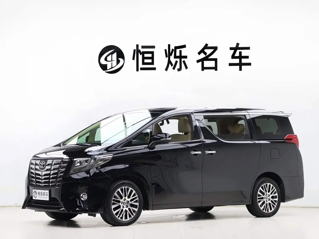 Toyota Alphard 2017 — Photo 1/20