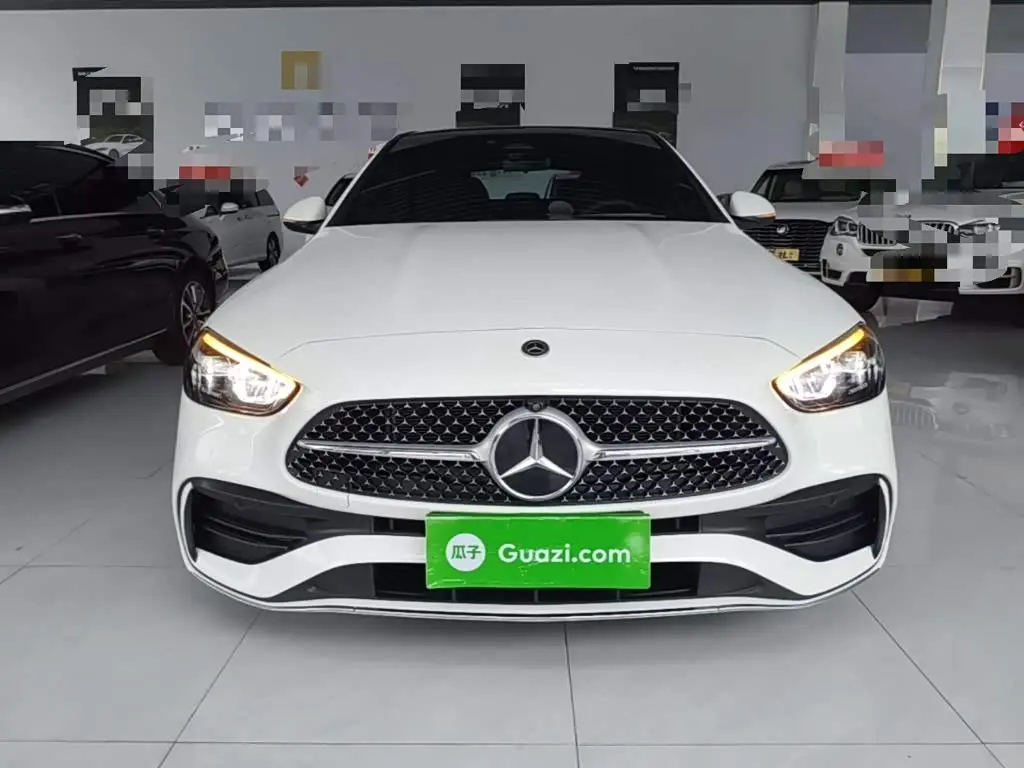 Mercedes-Benz C-Class 2025 — Фото 3/20