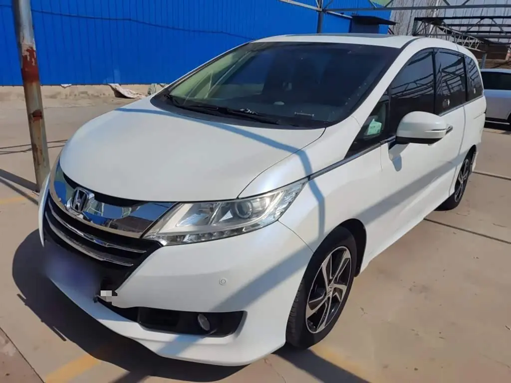 Honda Odyssey 2018 — Photo 1/20