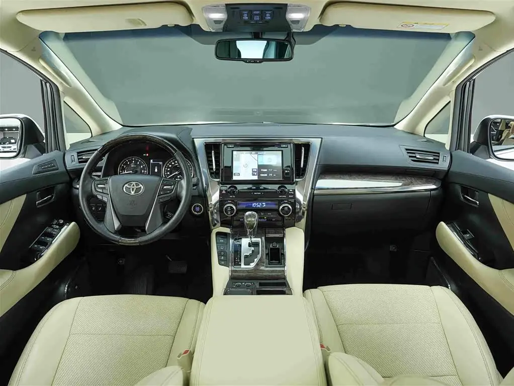 Toyota Alphard 2019 — Photo 6/20