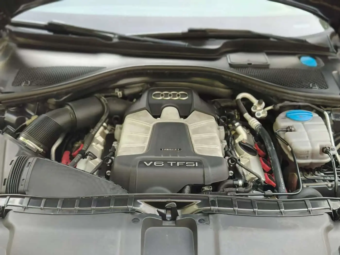 Audi A6L 2012 — Photo 16/20