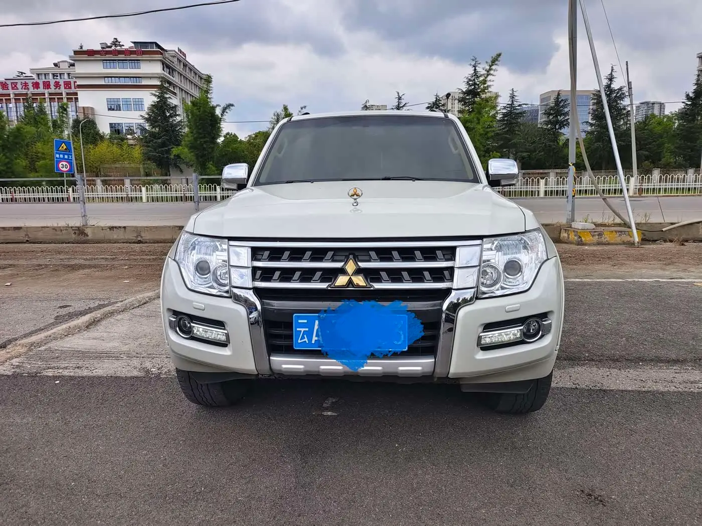 Mitsubishi Pajero 2020 — Şəkil 2/12