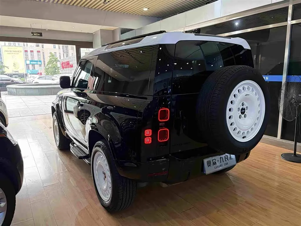 Land Rover Defender 2022 — Şəkil 8/9
