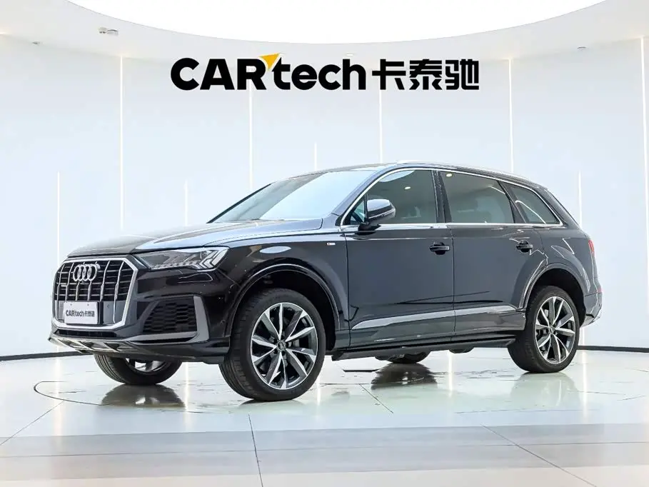 Audi Q7 2023 — Фото 1/20