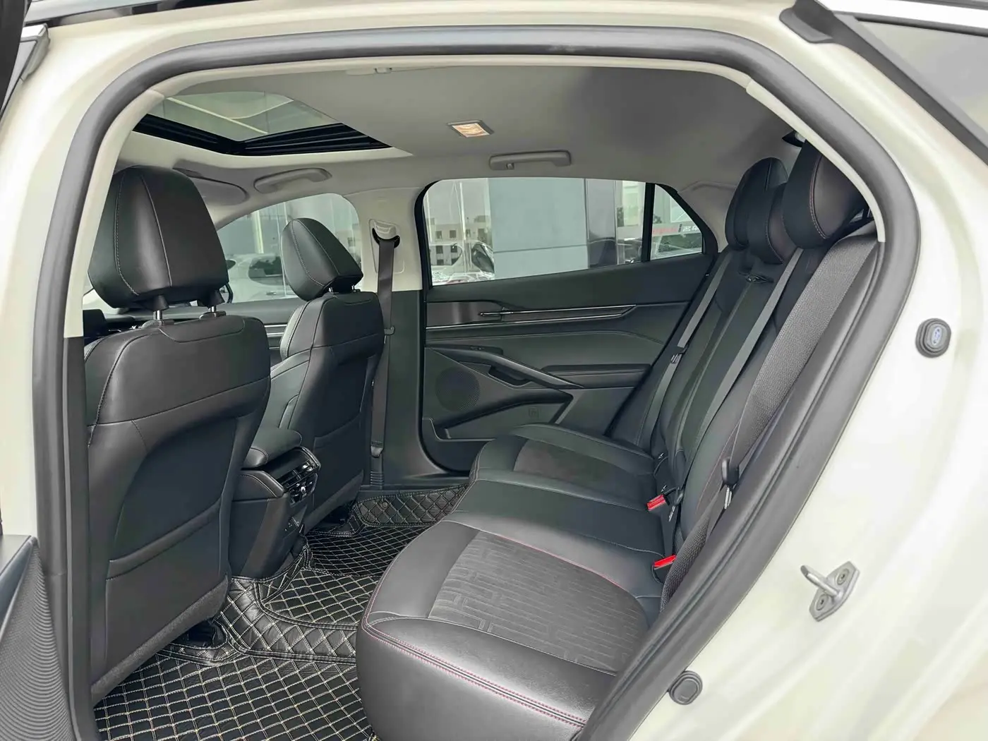 Ford Mondeo 2024 — Şəkil 6/9