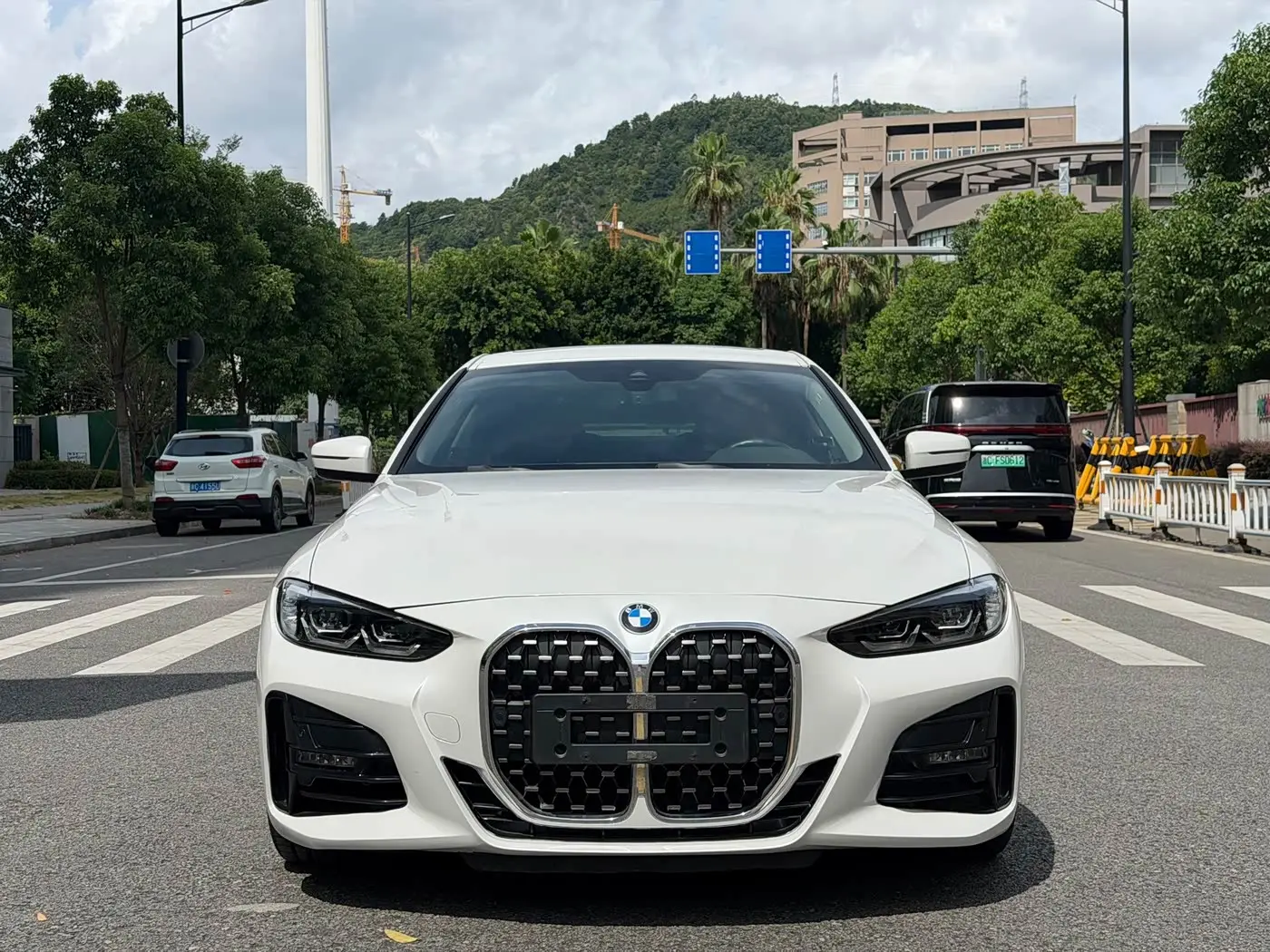 BMW 4 Series 2021 — Photo 2/18