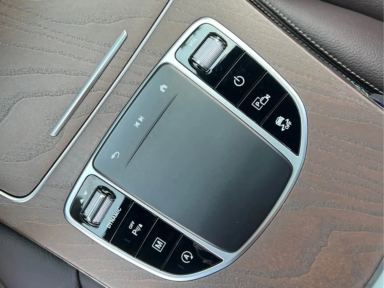 Mercedes-Benz GLC 2020 — Фото 14/17