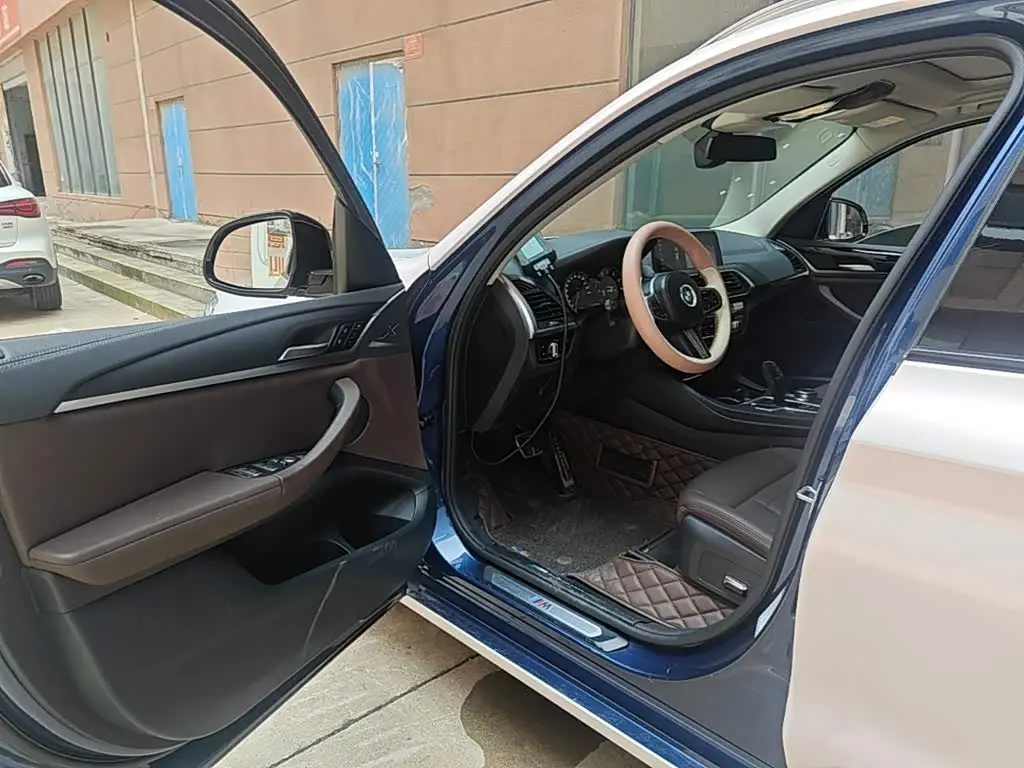 BMW X3 2019 — Photo 16/20