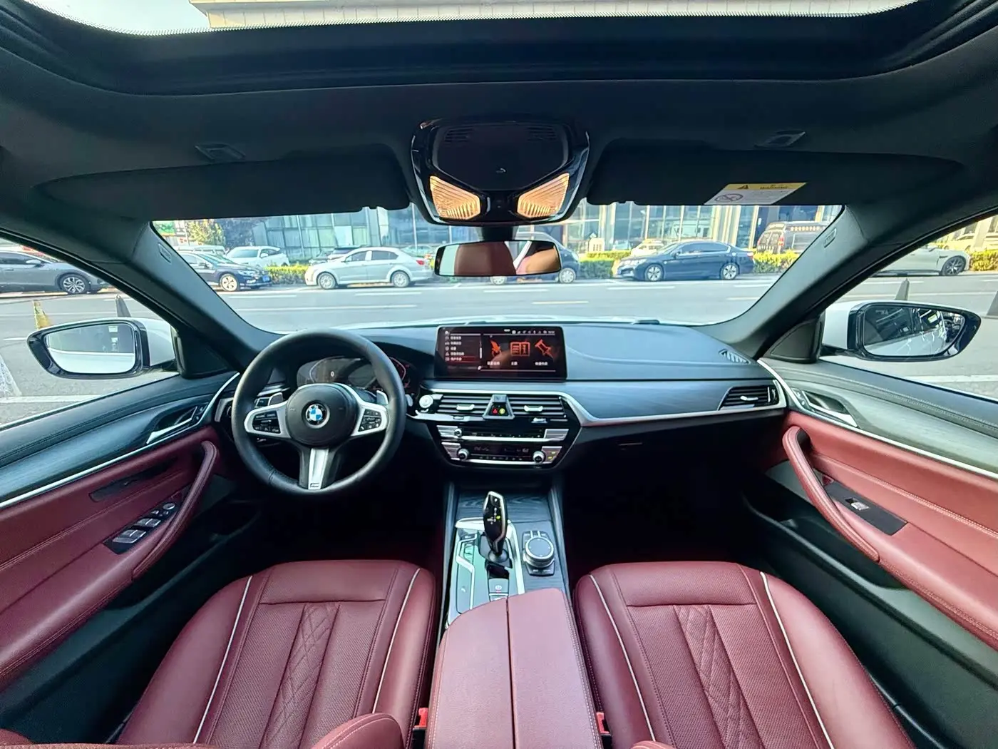 BMW 5 Series 2021 — Photo 10/20