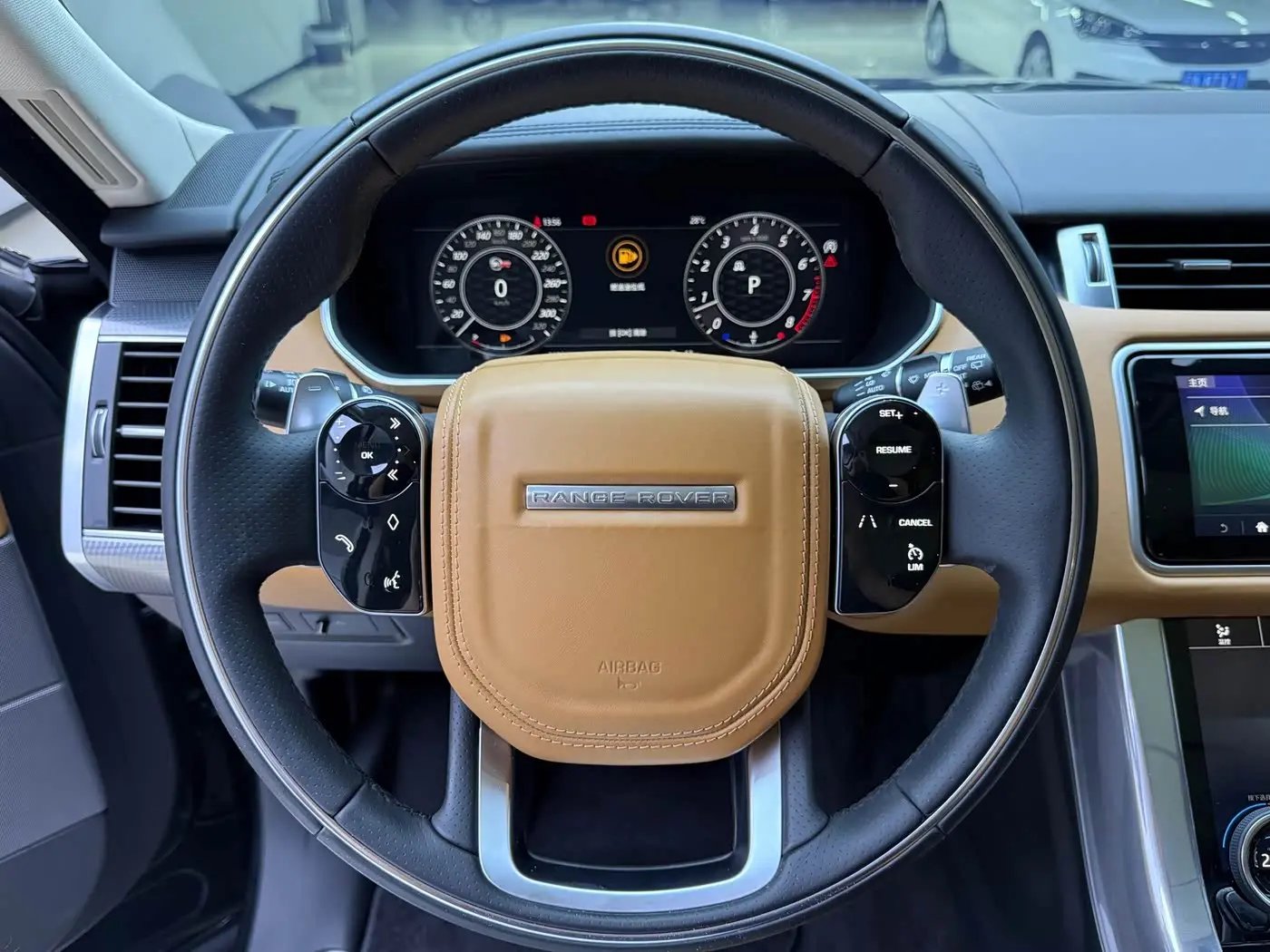 Land Rover Range Rover Sport 2018 — Фото 10/18